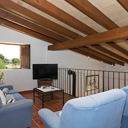 Cal Mercader Villa *