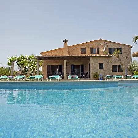 Cal Mercader Villa *